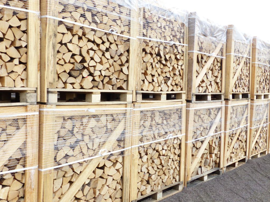 Premium Kaminholz aus getrockneter Eiche – 1 RM, 30-32 cm, ca. 476 kg, ofenfertig – Ansicht 4